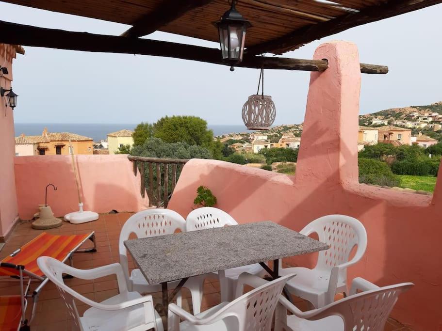 Un Angolo Di Paradiso A Pochi Passi Dal Mare Nel Villaggio Calarossa Isola Rossa Exterior foto